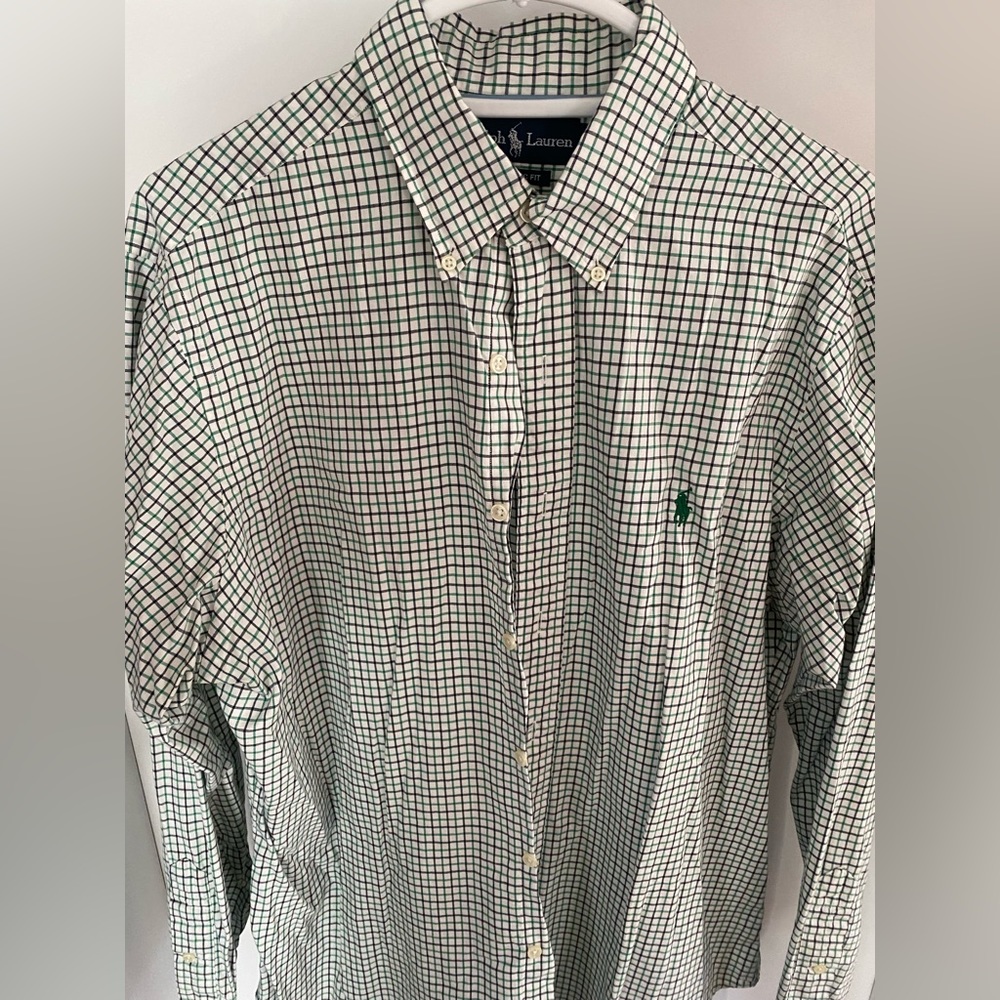RALPH LAUREN. size Large classic fit Mens dress shirt